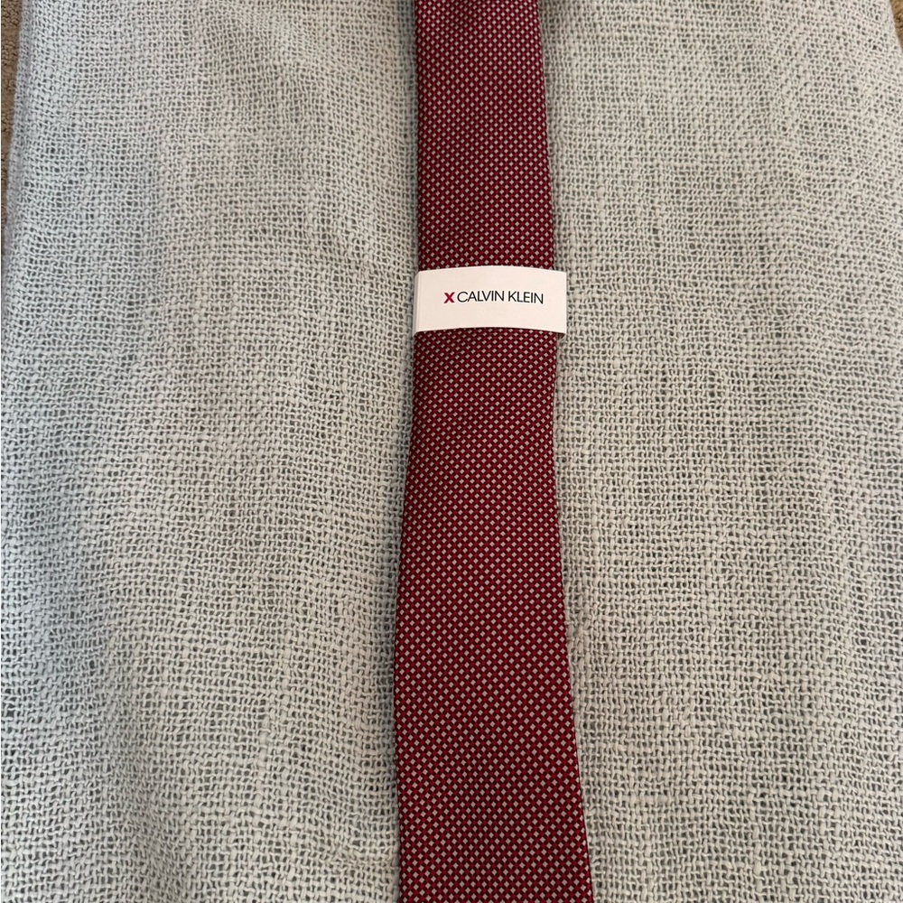 Calvin Klein Men's Red Tie, Brand New!